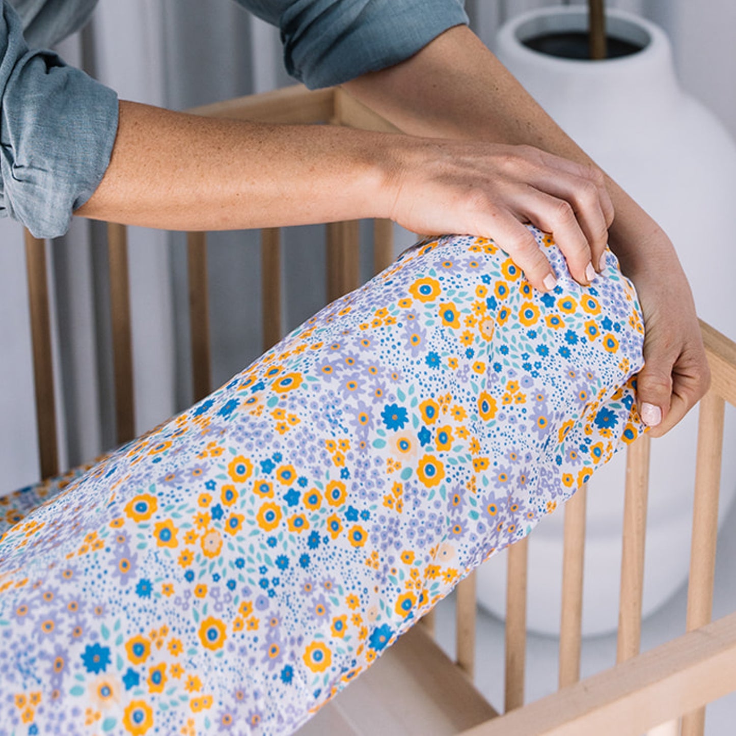 Cot Waterproof Sheet - Summer Flowers